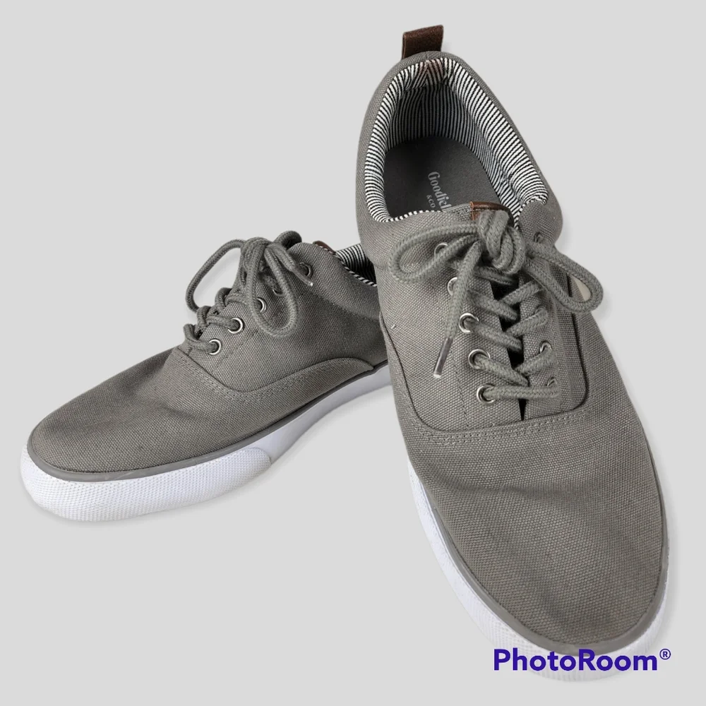 Goodfellow & Co gray and white canvas deck/boat shoes size 10